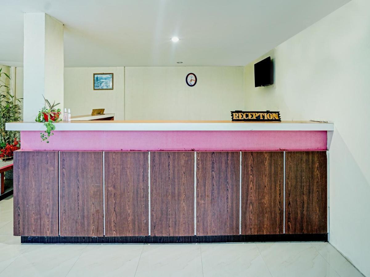 פראפאט Oyo 90331 Hotel Toba Shanda מראה חיצוני תמונה