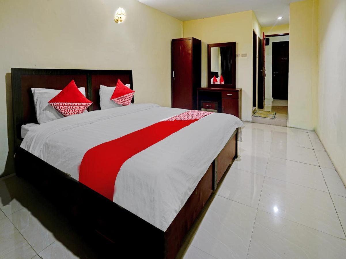 פראפאט Oyo 90331 Hotel Toba Shanda מראה חיצוני תמונה