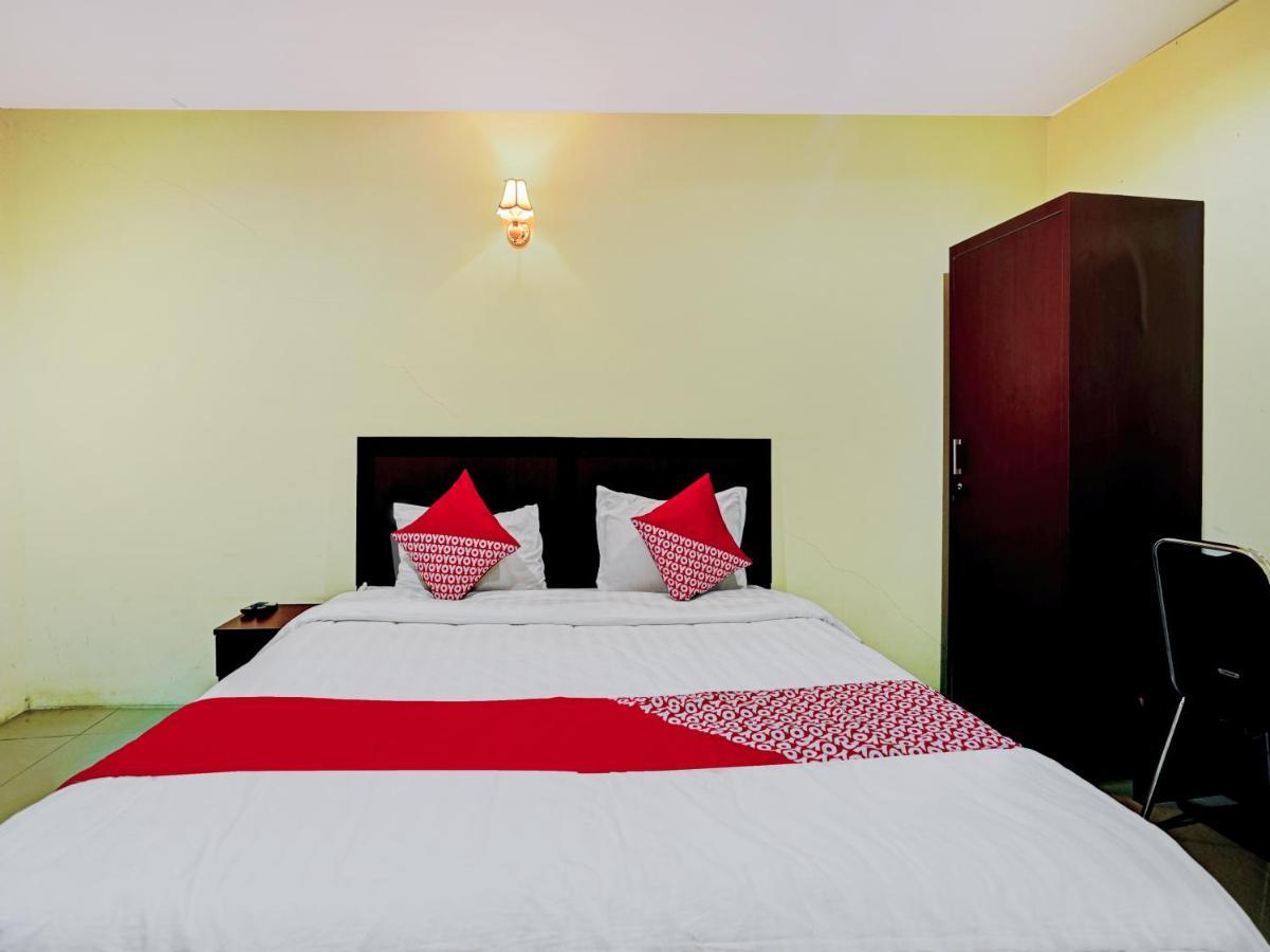 פראפאט Oyo 90331 Hotel Toba Shanda מראה חיצוני תמונה