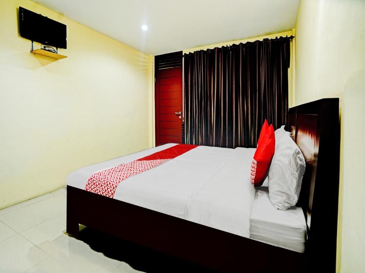 פראפאט Oyo 90331 Hotel Toba Shanda מראה חיצוני תמונה
