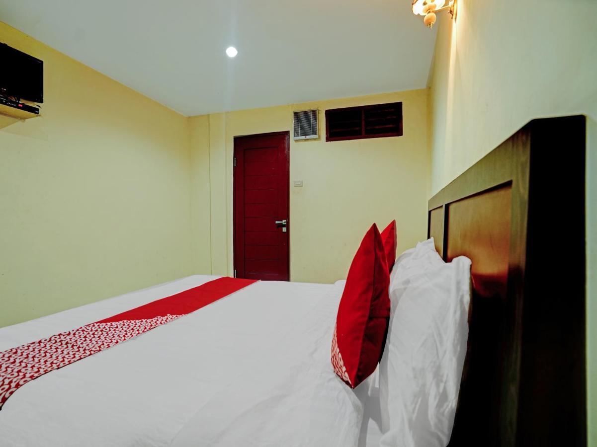 פראפאט Oyo 90331 Hotel Toba Shanda מראה חיצוני תמונה